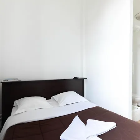 Le Paris Brest Hotel *