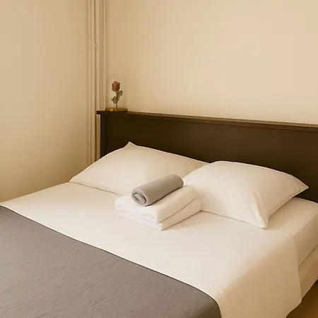 Le Paris Brest Hotel