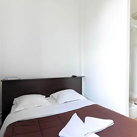 Hotell Le Paris Brest Lens
