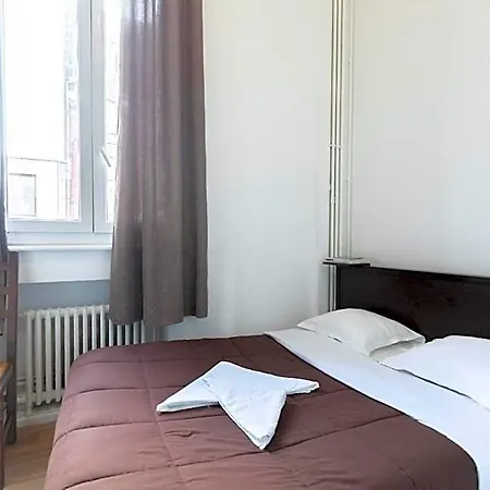 Hotell Le Paris Brest Lens
