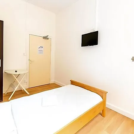 Le Paris Brest Hotell