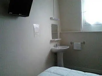 Le Paris Brest Hotel *